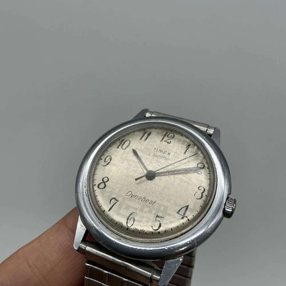 Vintage 1975 Timex Electric Dynabeat Mens Watch 37mm Champagne Dial Stretch Band